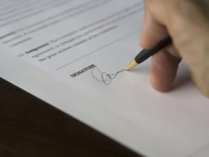 How to Respectfully Decline a Job Offer